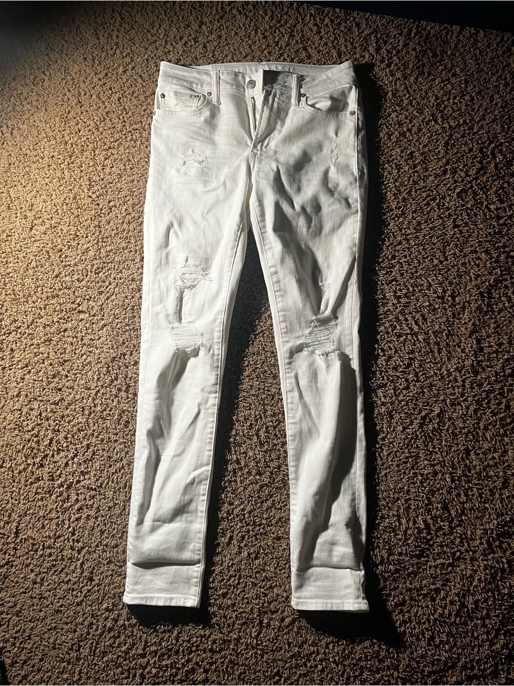American Eagle Outfitters White Distressed Skinny Jeans